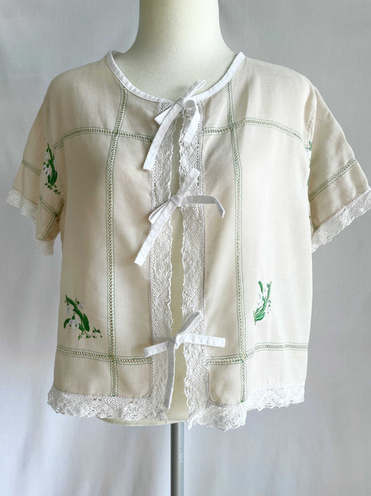 Bluse - Cremefarvet med broderi